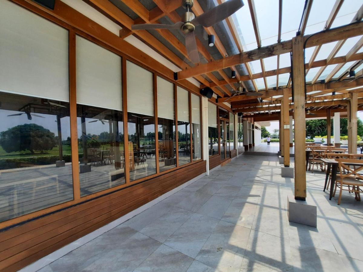 Estancia De Lorenzo Tarlac Tarlac City Exterior foto