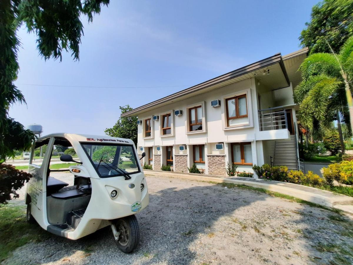 Estancia De Lorenzo Tarlac Tarlac City Exterior foto