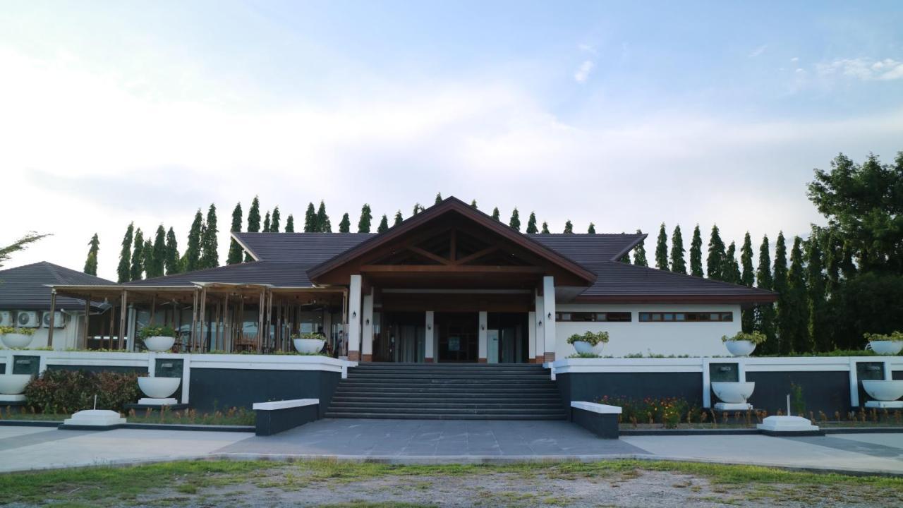 Estancia De Lorenzo Tarlac Tarlac City Exterior foto