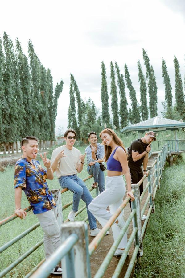 Estancia De Lorenzo Tarlac Tarlac City Exterior foto